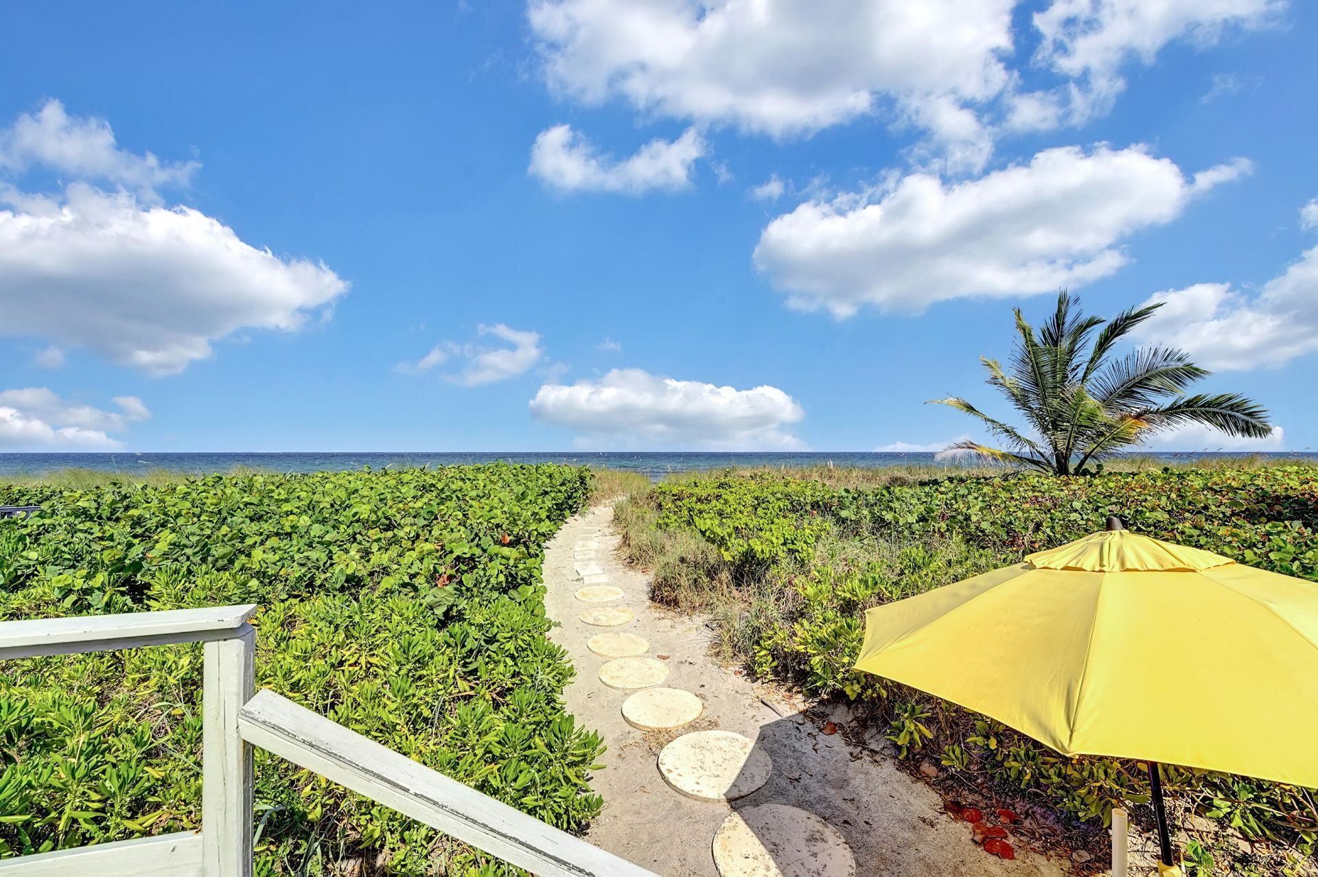 2175 S Ocean Boulevard, Unit 304, Delray Beach, FL 33483 Photo