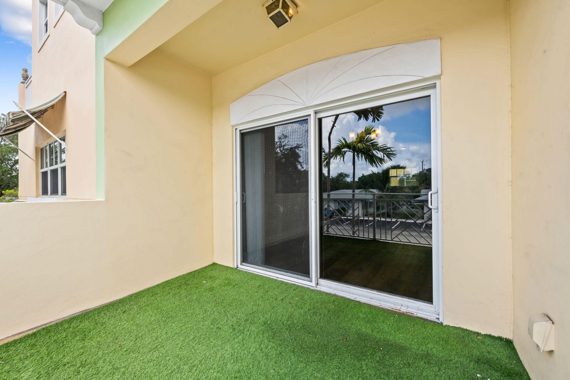 708 SE 15th Street, Unit 3, Fort Lauderdale, FL 33316 Photo