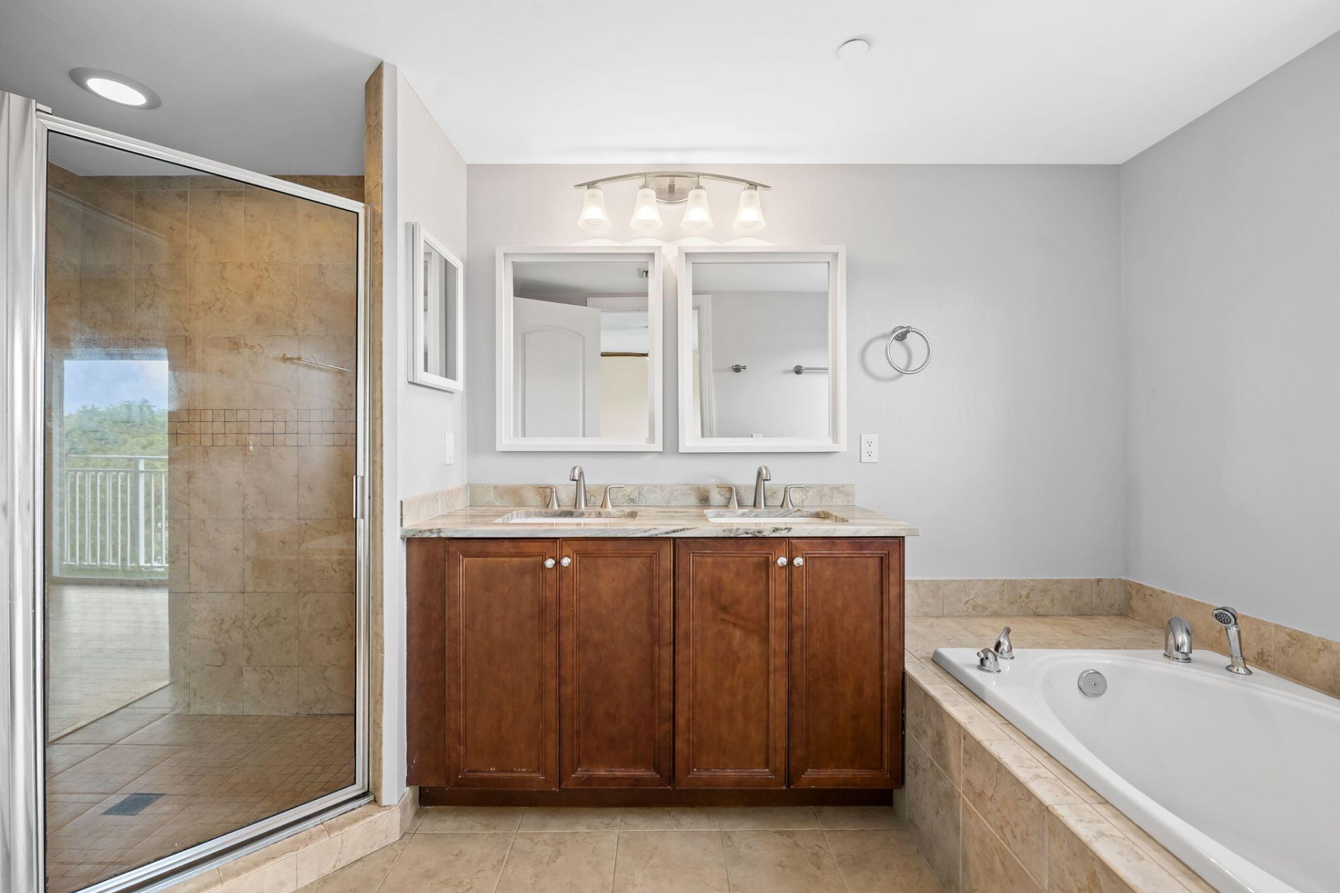 708 SE 15th Street, Unit 3, Fort Lauderdale, FL 33316 Photo