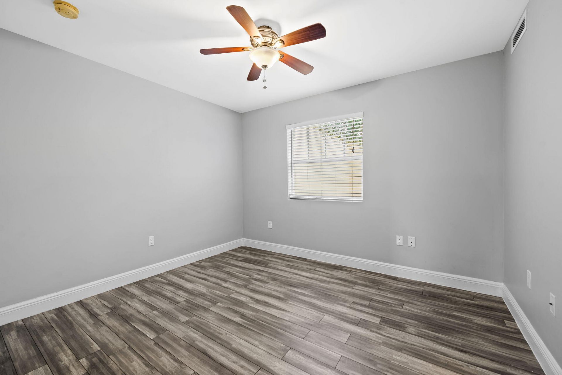 708 SE 15th Street, Unit 3, Fort Lauderdale, FL 33316 Photo