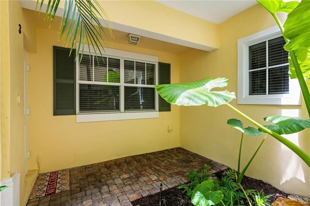 708 SE 15th Street, Unit 3, Fort Lauderdale, FL 33316 Photo