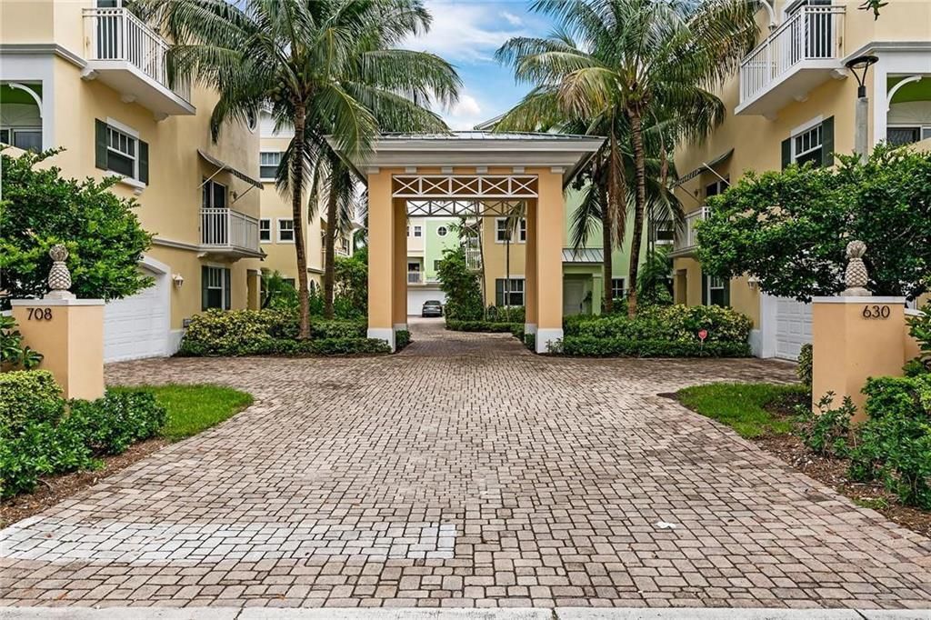 708 SE 15th Street, Unit 3, Fort Lauderdale, FL 33316 Photo