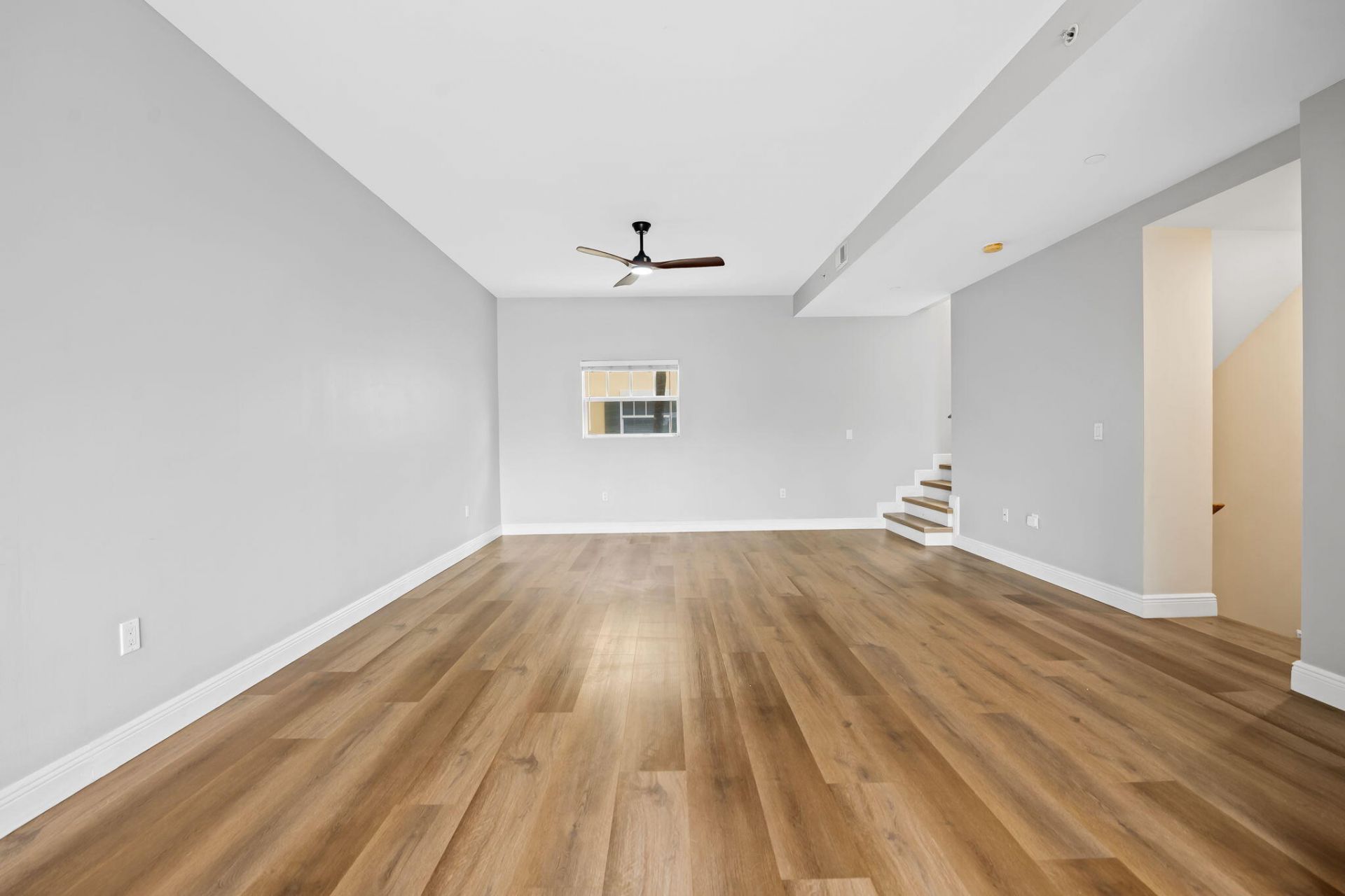 708 SE 15th Street, Unit 3, Fort Lauderdale, FL 33316 Photo