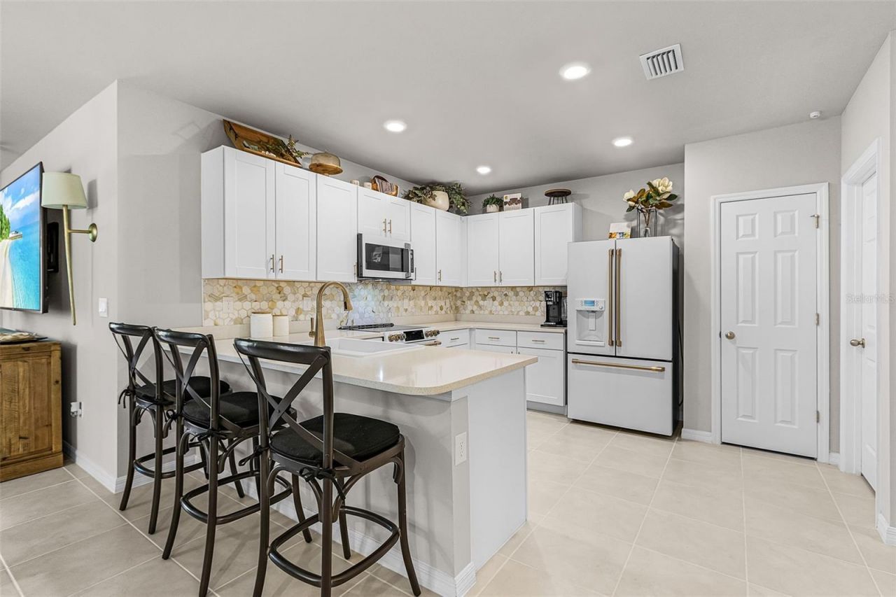 25016 E Lenox Circle, Punta Gorda, FL 33950 Photo