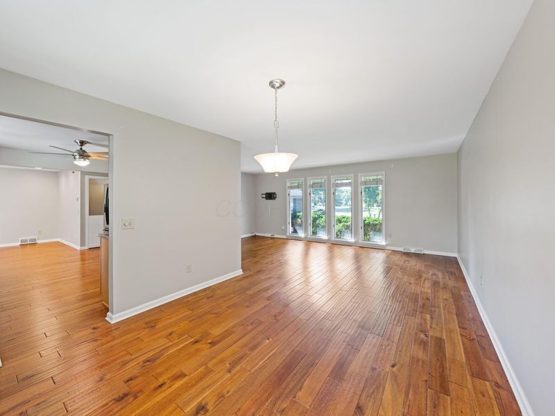 300 Heather Lane, Powell, OH 43065 Photo 12