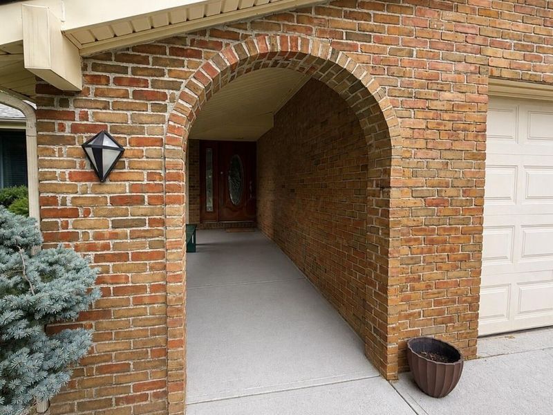 300 Heather Lane, Powell, OH 43065 Photo 2