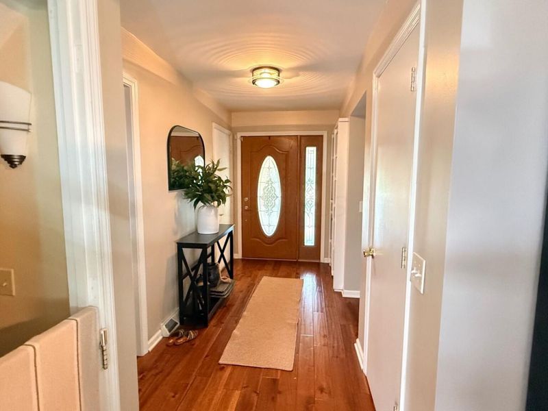 300 Heather Lane, Powell, OH 43065 Photo 6