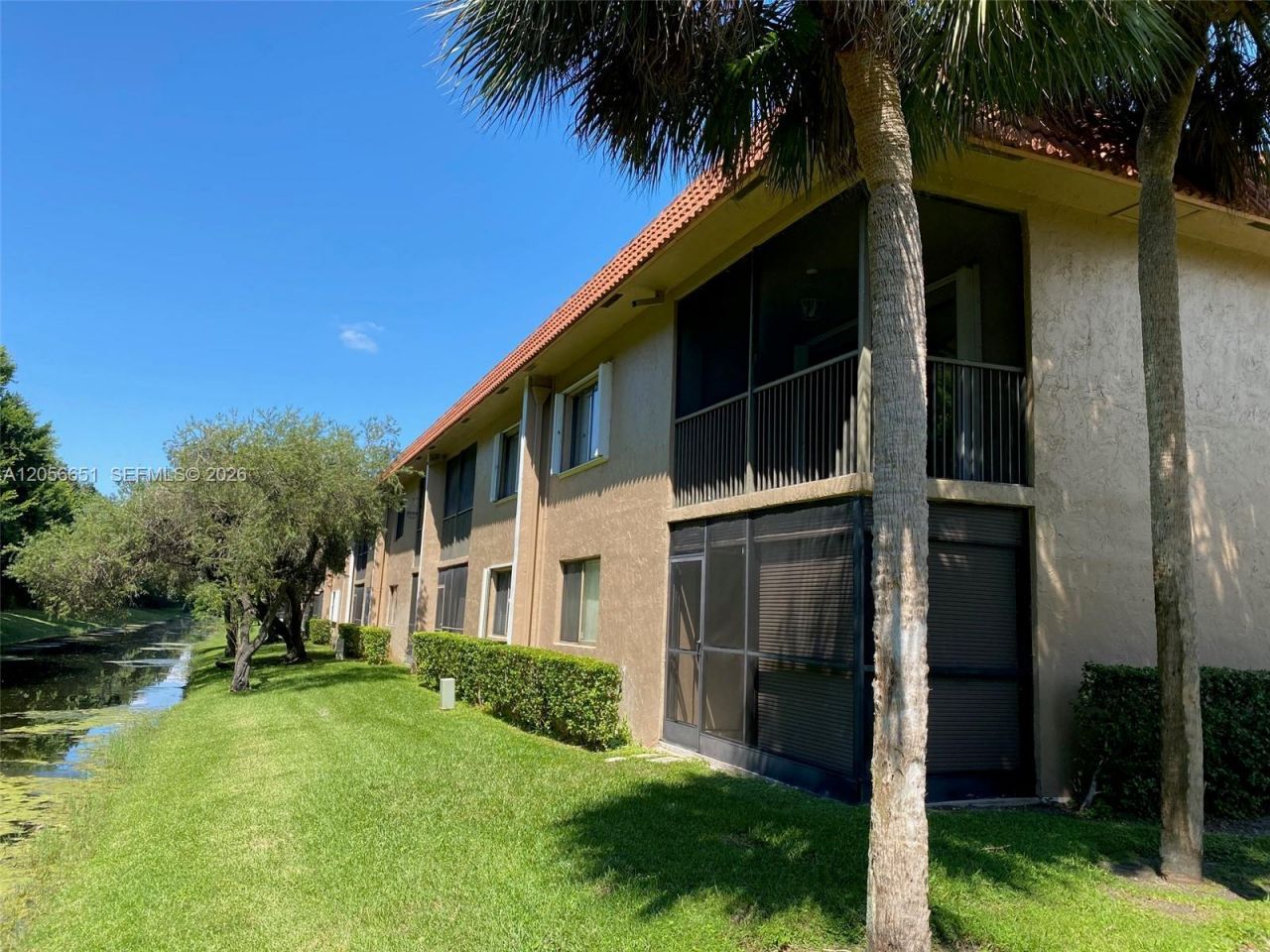 435 Lakeview Dr , Unit 201, Weston, FL 33326 Photo