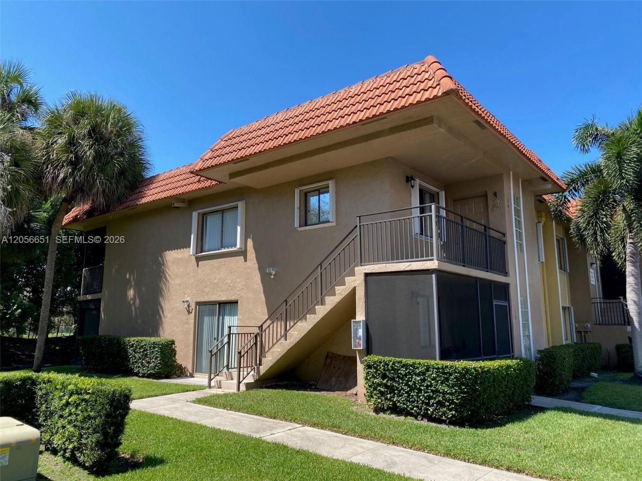 435 Lakeview Dr , Unit 201, Weston, FL 33326 Photo