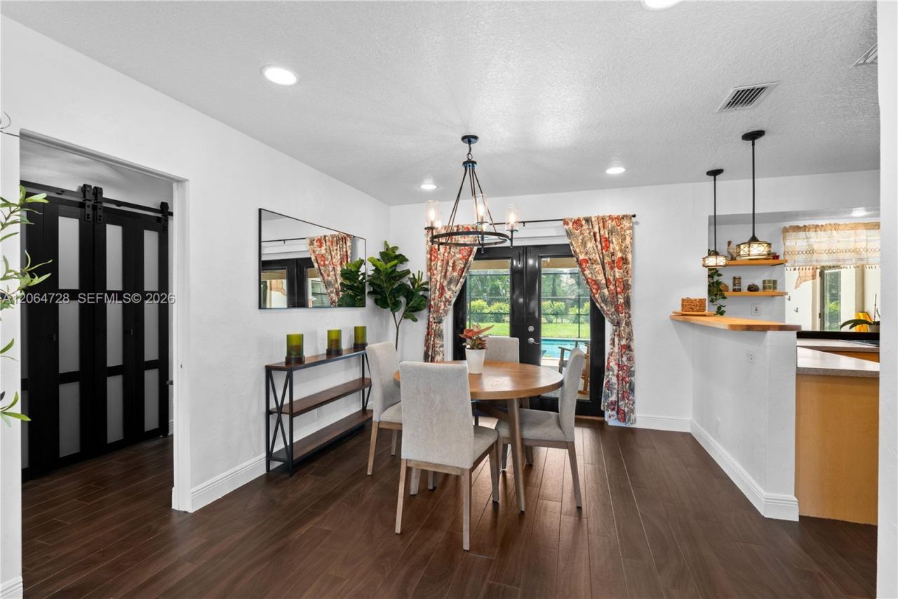 5680 SW 9th St, Plantation, FL 33317 Photo