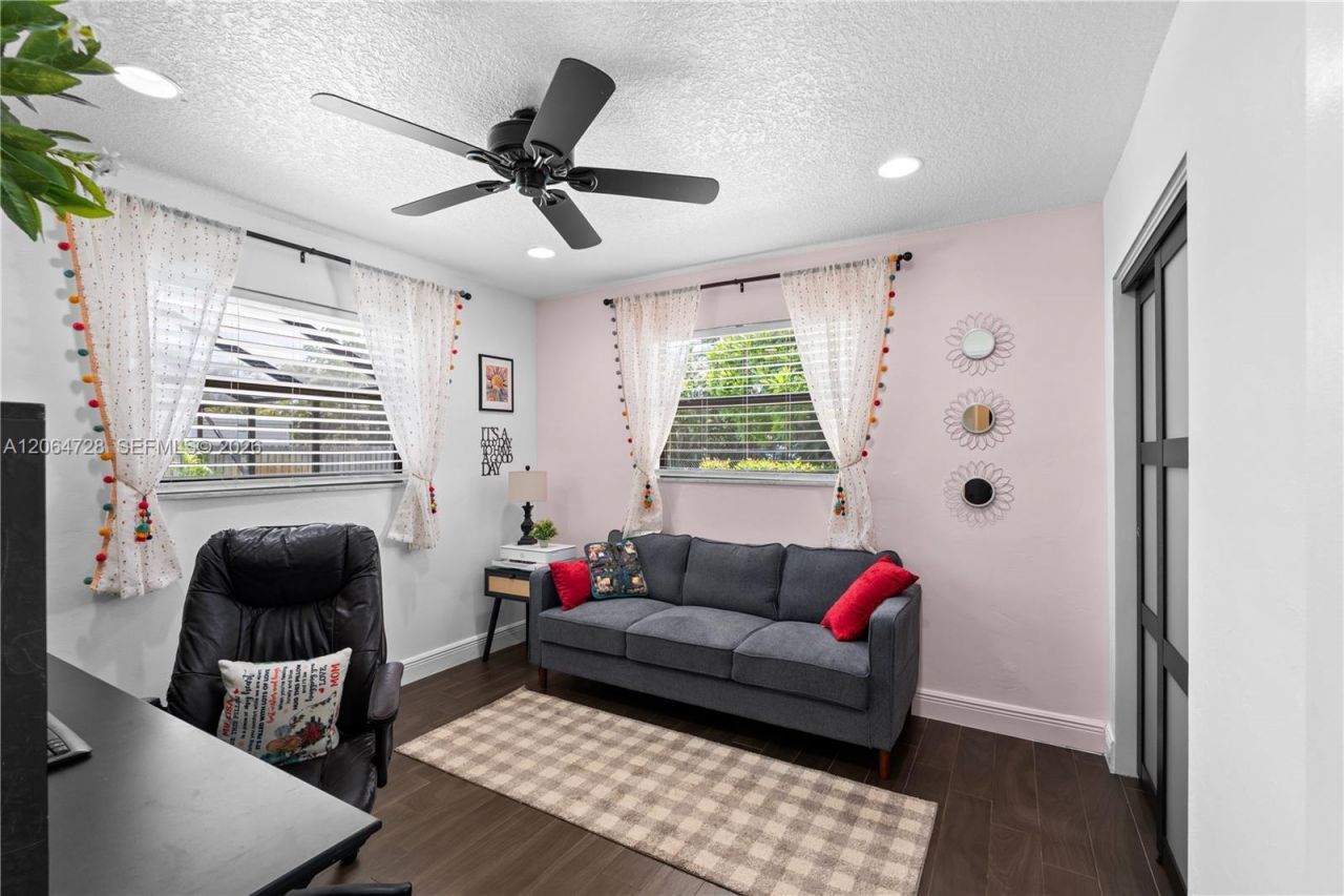 5680 SW 9th St, Plantation, FL 33317 Photo