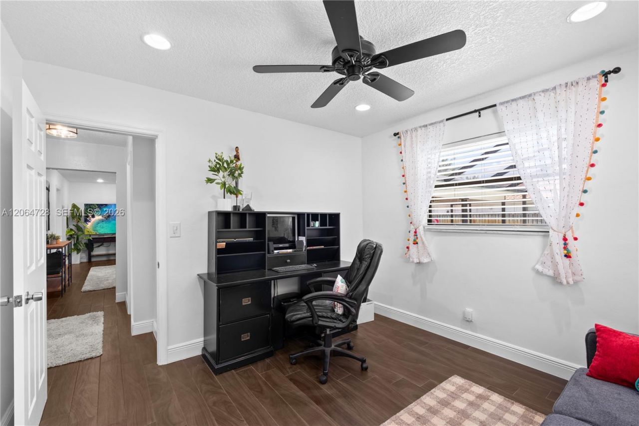 5680 SW 9th St, Plantation, FL 33317 Photo