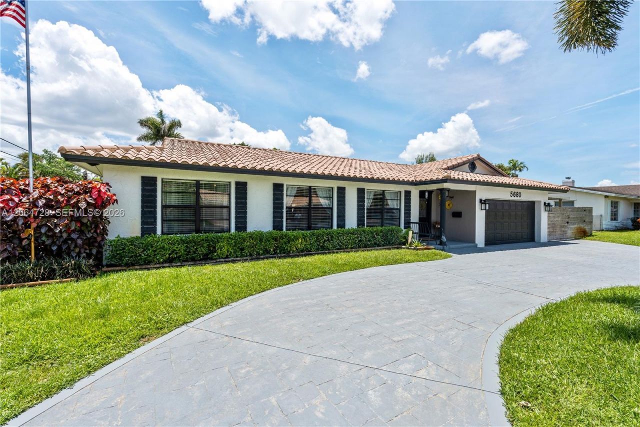 5680 SW 9th St, Plantation, FL 33317 Photo