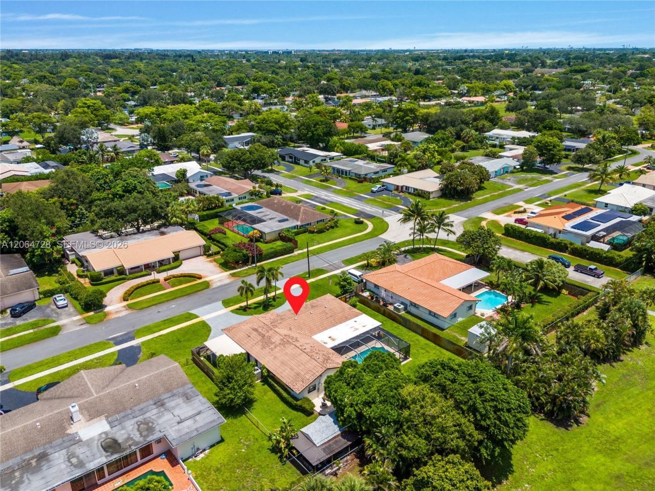 5680 SW 9th St, Plantation, FL 33317 Photo