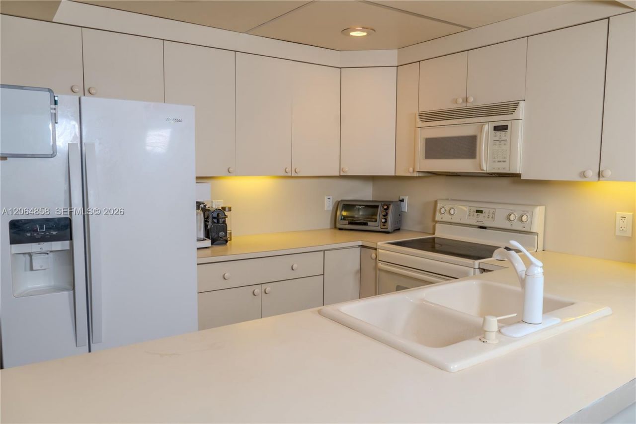 401 Ocean Dr , Unit 222 (with , Miami Beach, FL 33139 Photo