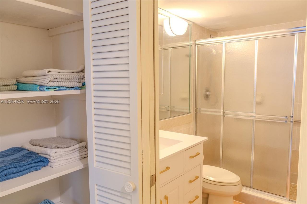401 Ocean Dr , Unit 222 (with , Miami Beach, FL 33139 Photo