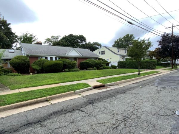 155 Fairview Blvd , Hempstead, NY 11550