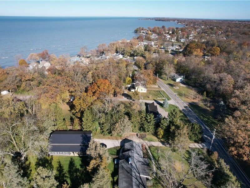 3638-3662 E Rock Cliff Drive, Port Clinton, OH 43452 Photo 8