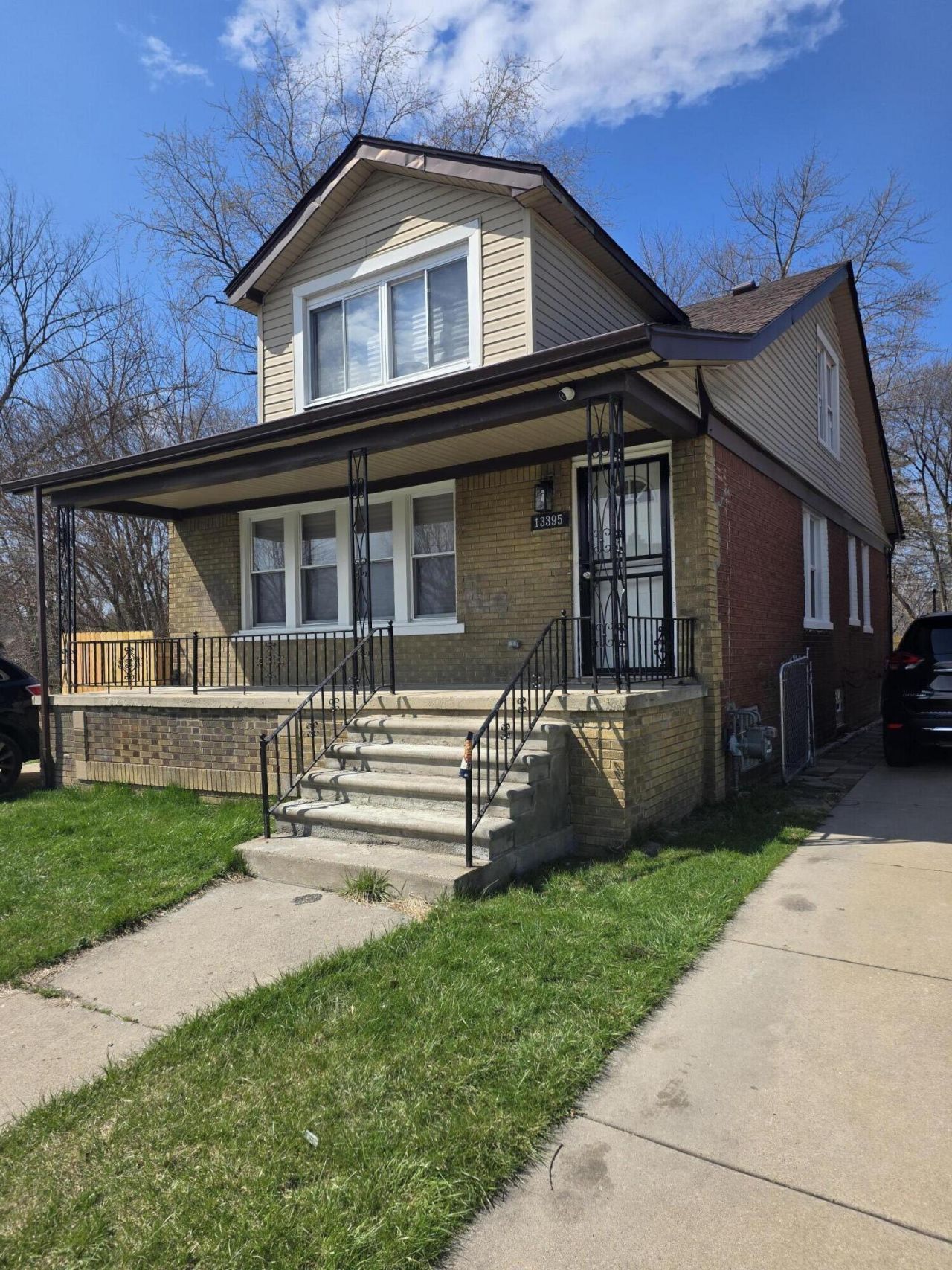 13395 Hampshire Street, Detroit, MI 48213 Main Photo
