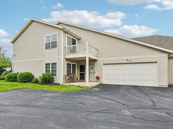 1550 Sienna Crossing, Unit 42, Janesville, WI 53546