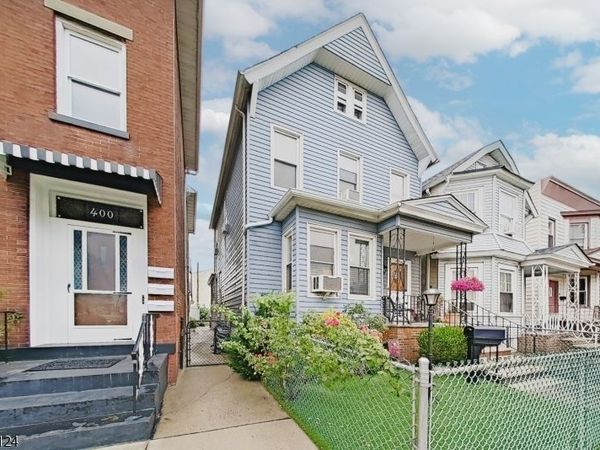 402 Davis Ave, Harrison, NJ 07029