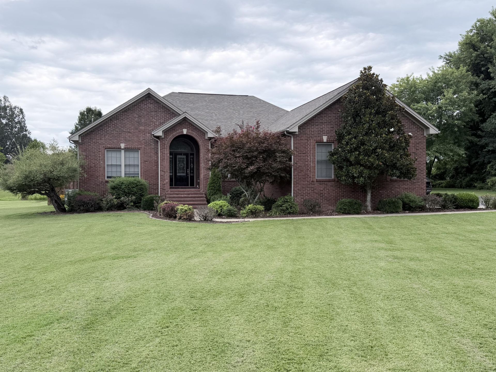 121 Pioneer Lane, Calvert City, KY 42029 Main Photo