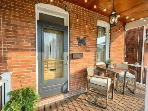 133 S WALNUT STREET, DALLASTOWN, PA 17313