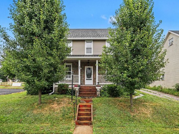 37 HIGH STREET , STEWARTSTOWN, PA 17363