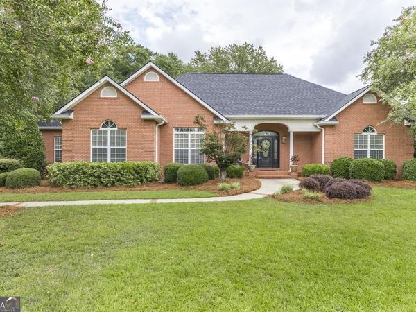 206 Jester Lane, Kathleen, GA 31047