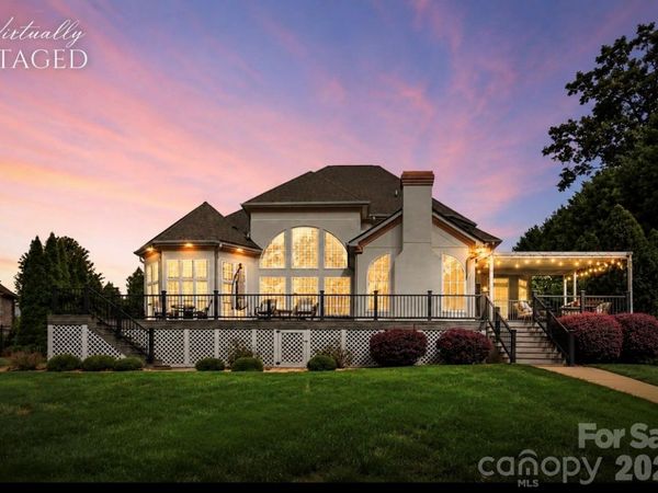 3210 Lake Shore Road S, Denver, NC 28037