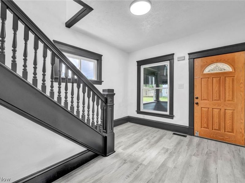 501 W 21st Street , Lorain, OH 44052 Photo 4