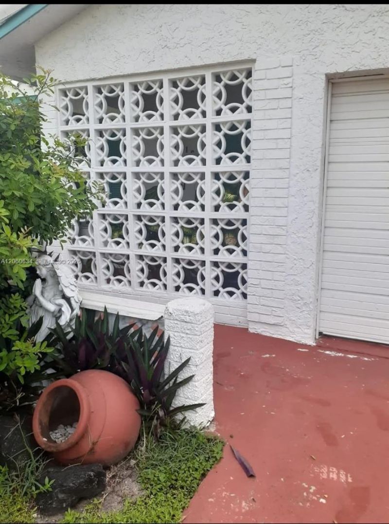 7516 NW 67th Ave, Tamarac, FL 33321 Photo