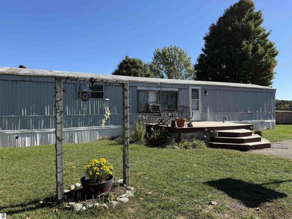 5793 Blair Townhall Road W, Grawn, MI 49637