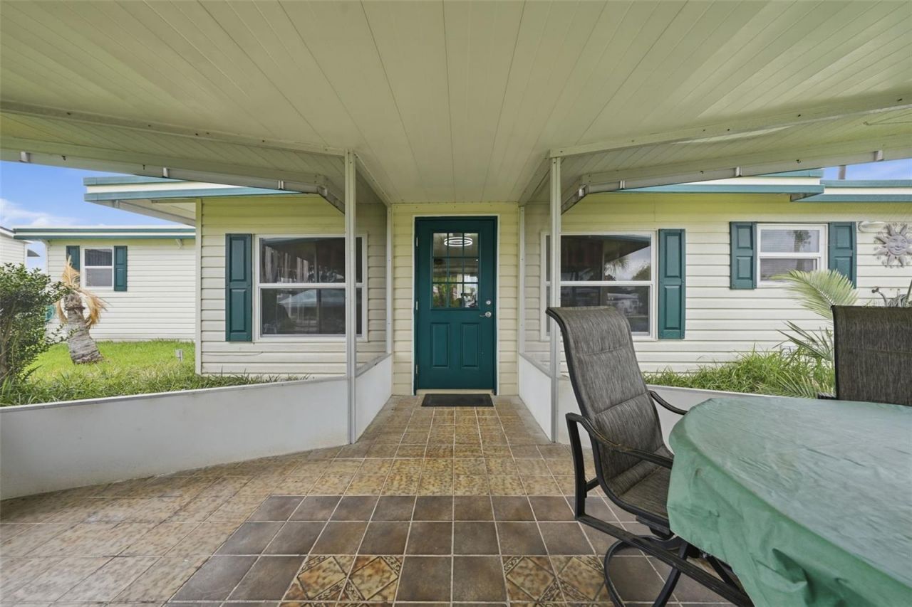 928 Morningview Drive, Tavares, FL 32778 Photo