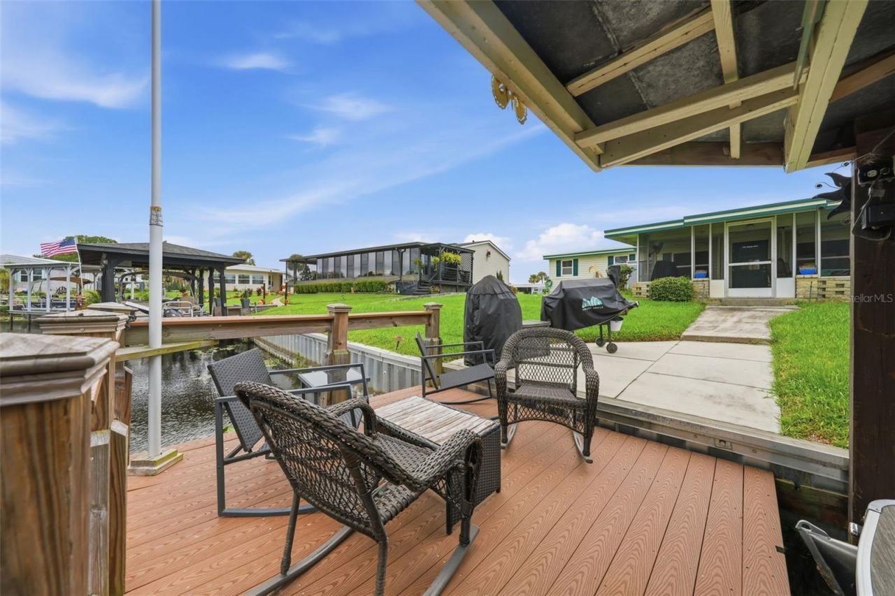 928 Morningview Drive, Tavares, FL 32778 Photo