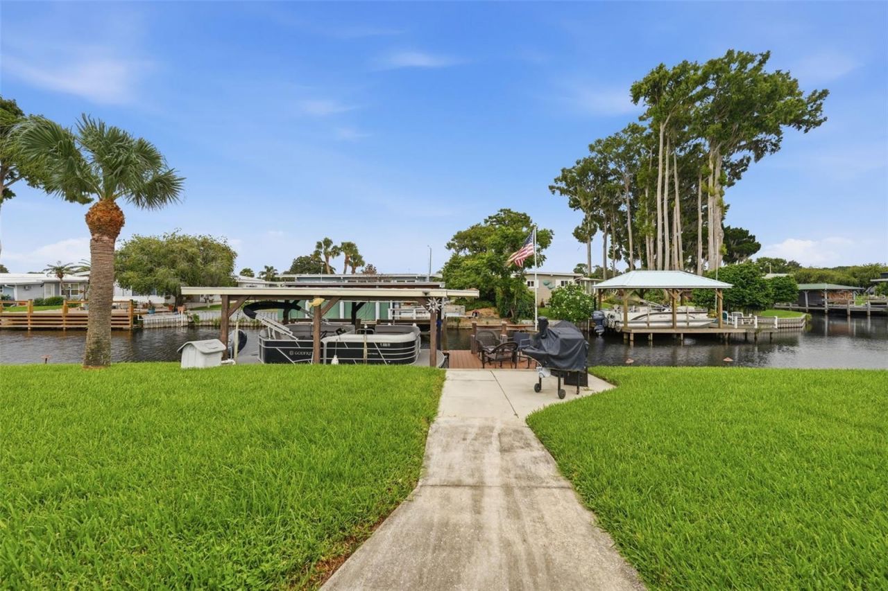 928 Morningview Drive, Tavares, FL 32778 Photo