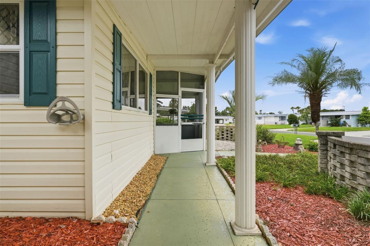 928 Morningview Drive, Tavares, FL 32778 Photo