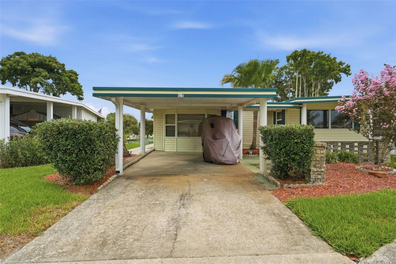 928 Morningview Drive, Tavares, FL 32778 Photo