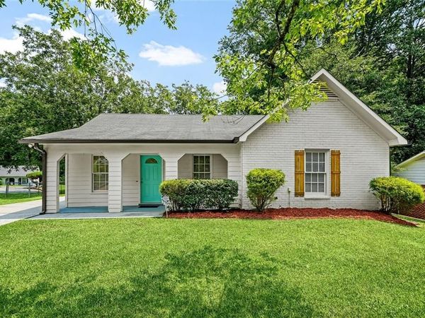 8426 Alden Drive , Riverdale, GA 30274