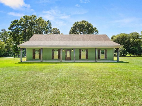 206 Maple, DeRidder, LA 70634