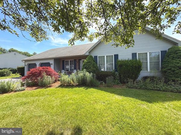 4400 PRESTWICK DRIVE, READING, PA 19606