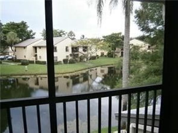 3559 COCOPLUM Circle, Coconut Creek, FL 33063