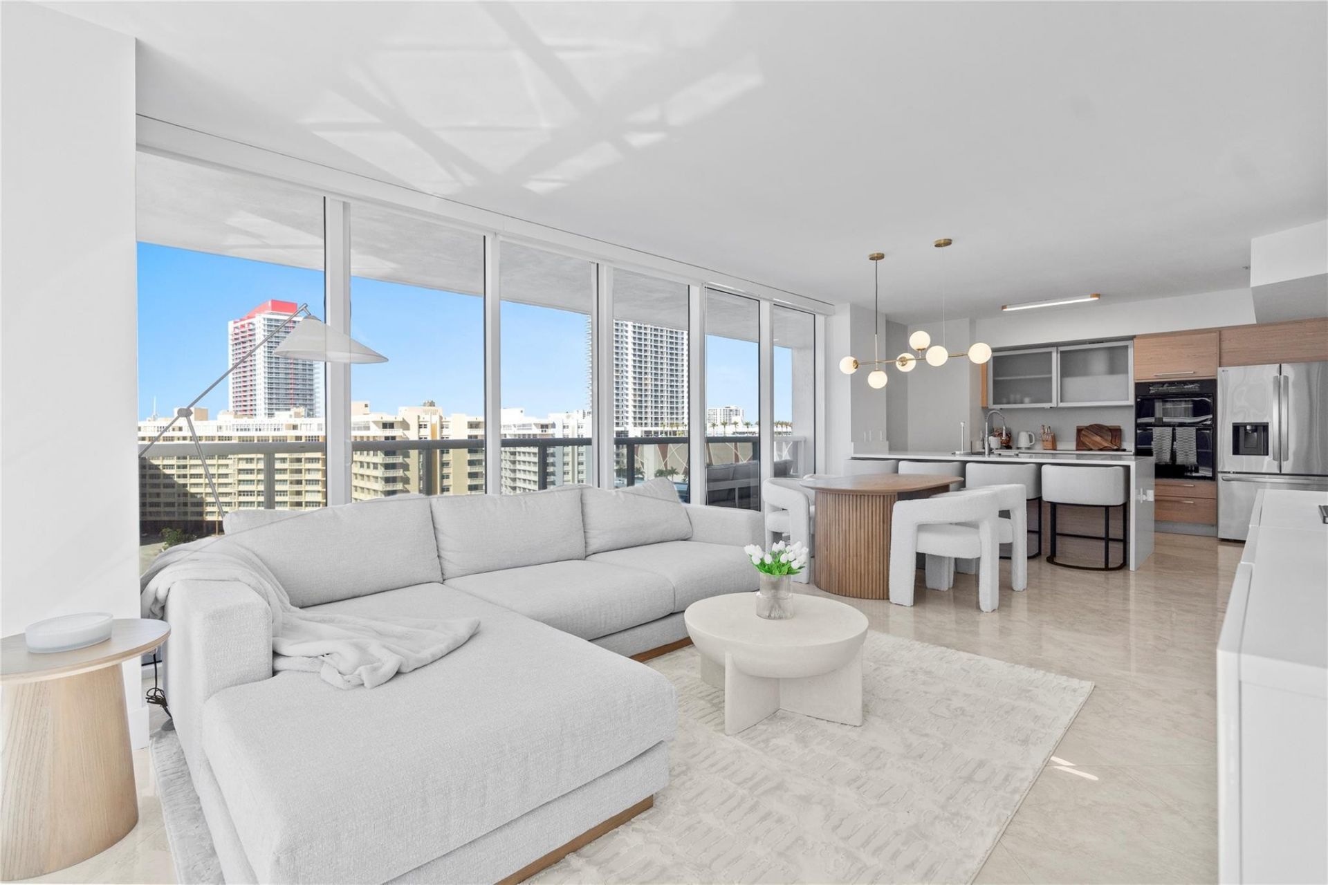 1830 S Ocean Drive, Unit 1006, Hallandale Beach, FL 33009 Photo