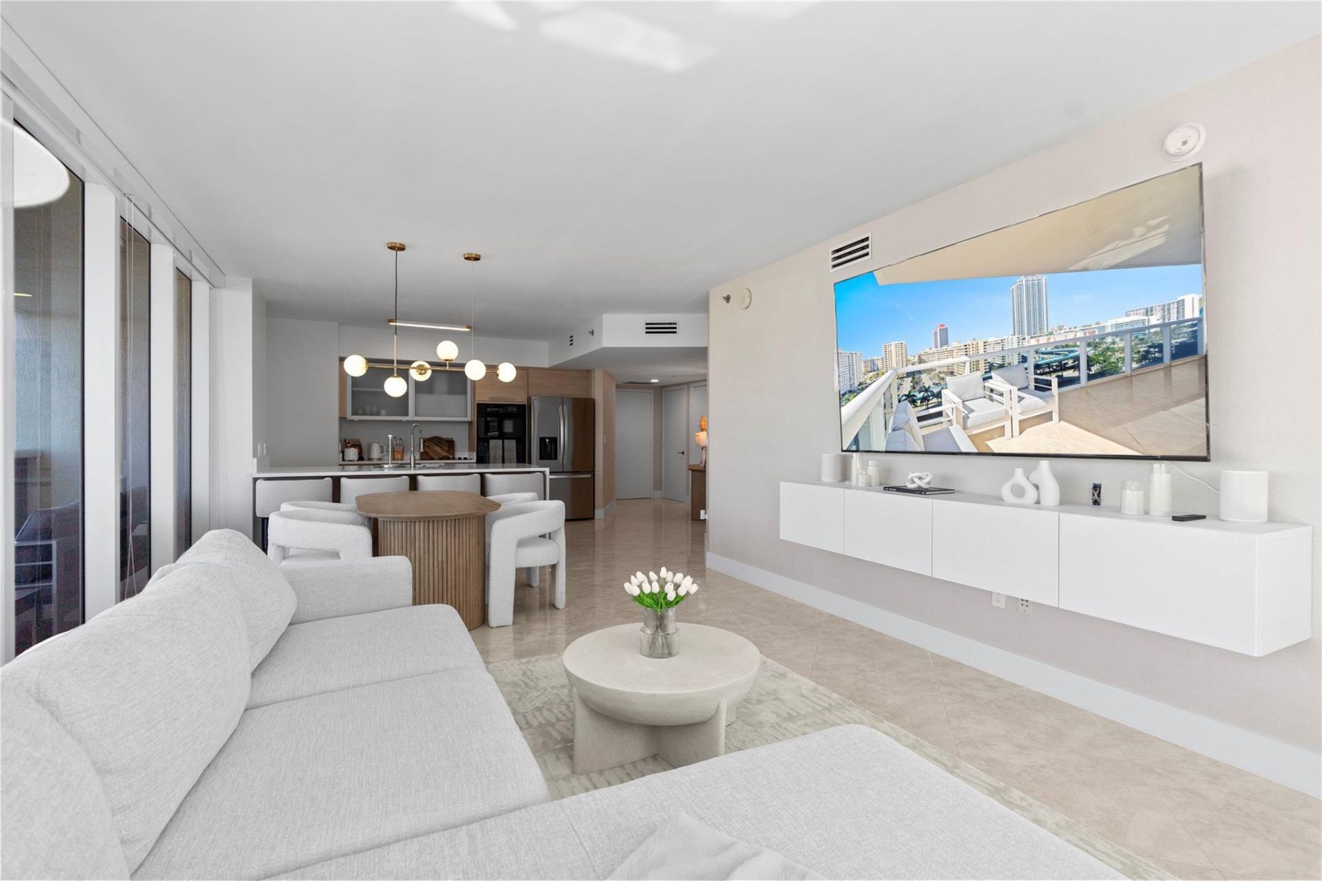 1830 S Ocean Drive, Unit 1006, Hallandale Beach, FL 33009 Photo