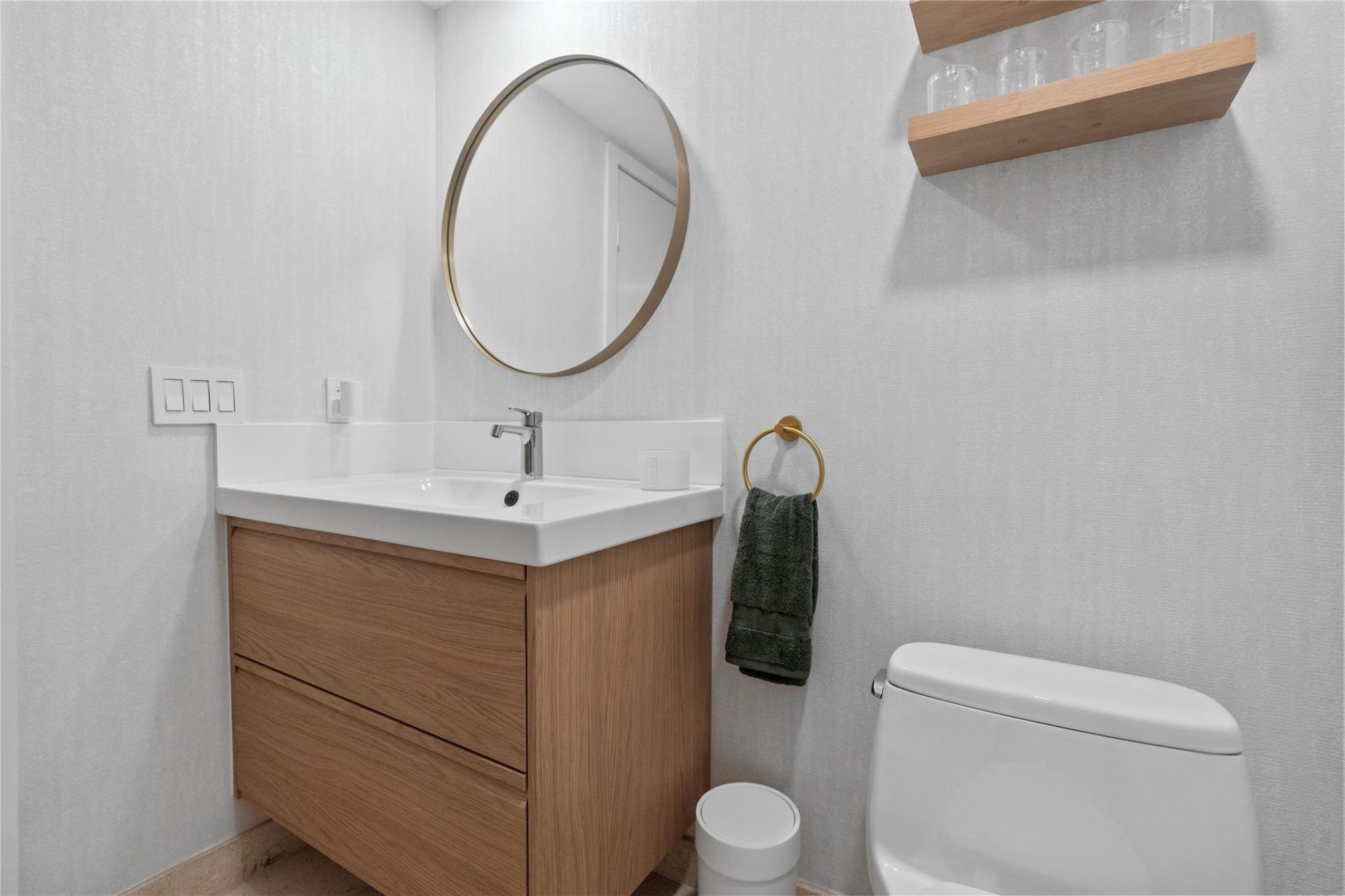 1830 S Ocean Drive, Unit 1006, Hallandale Beach, FL 33009 Photo