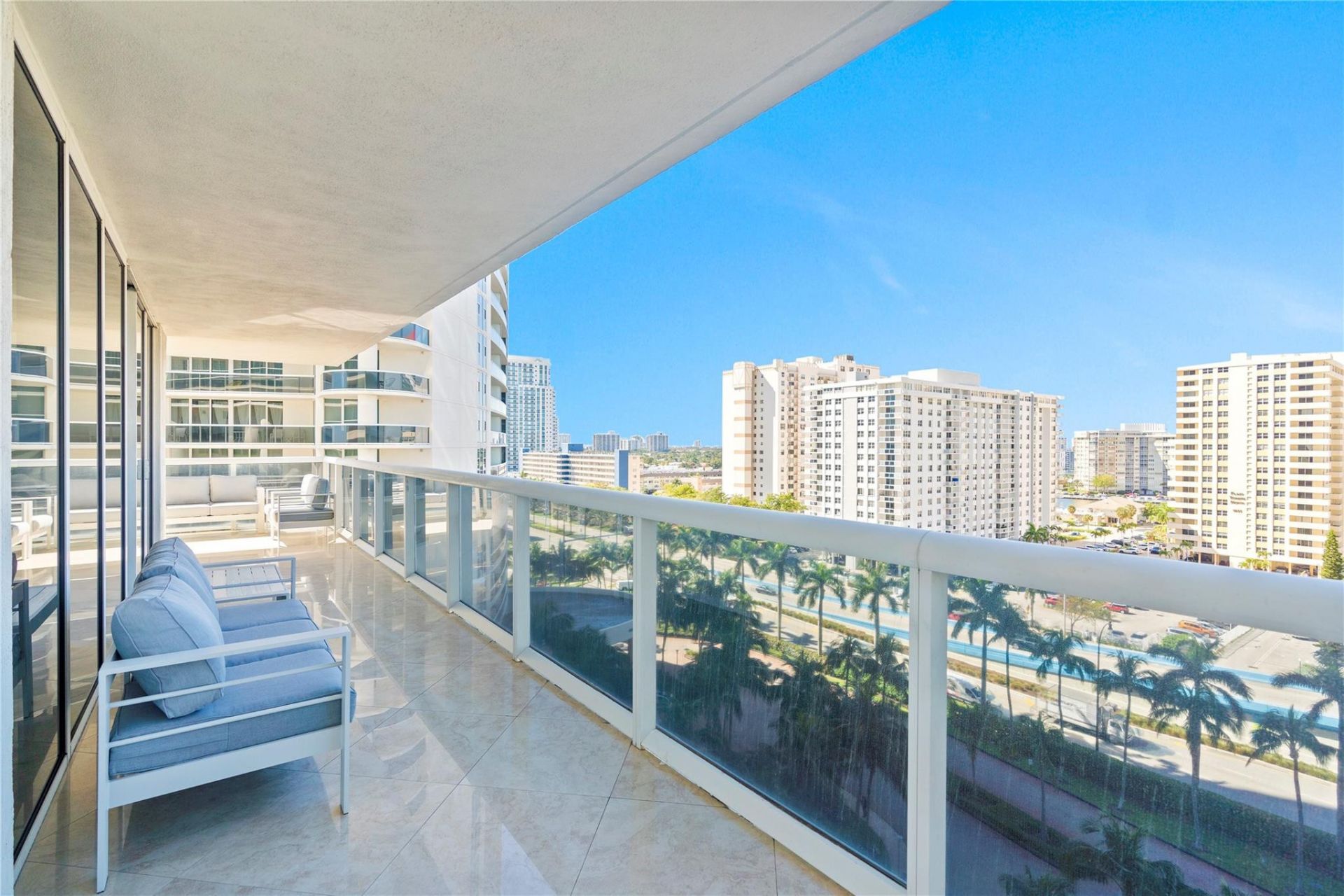 1830 S Ocean Drive, Unit 1006, Hallandale Beach, FL 33009 Photo