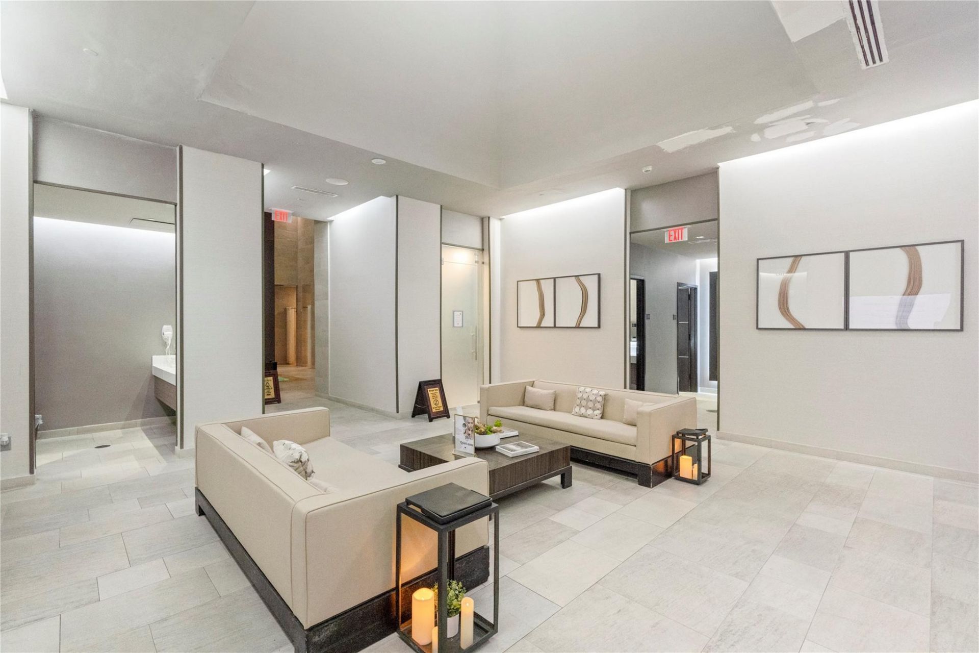 1830 S Ocean Drive, Unit 1006, Hallandale Beach, FL 33009 Photo