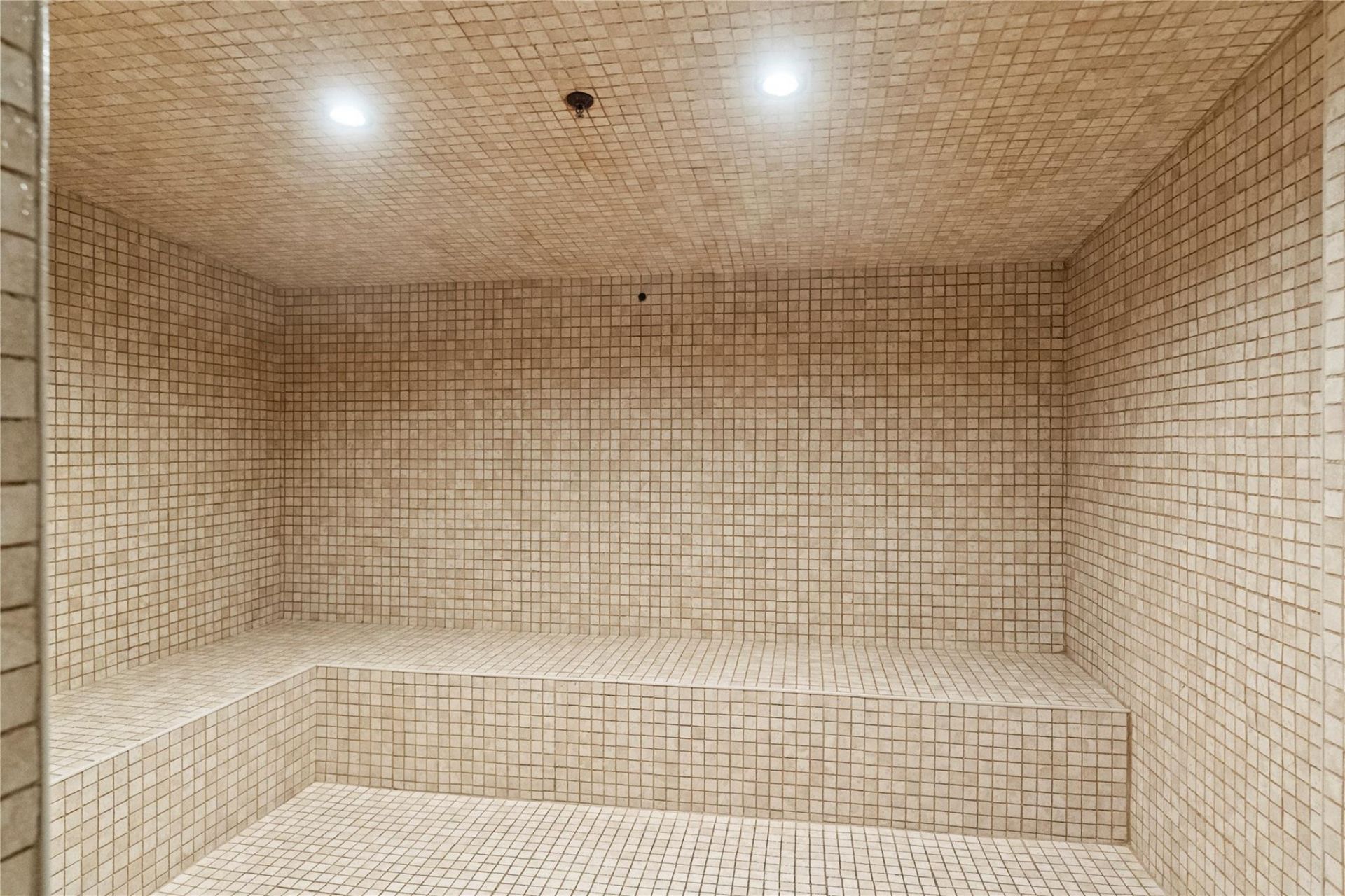 1830 S Ocean Drive, Unit 1006, Hallandale Beach, FL 33009 Photo