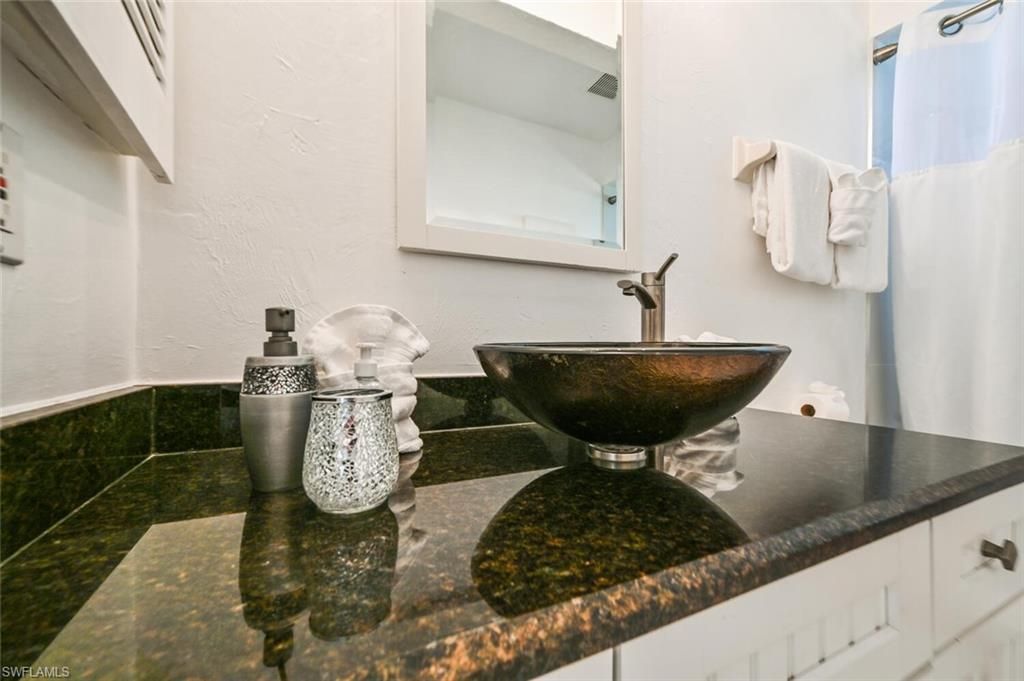 21511 Indian Bayou Dr , Fort Myers Beach, FL 33931 Photo