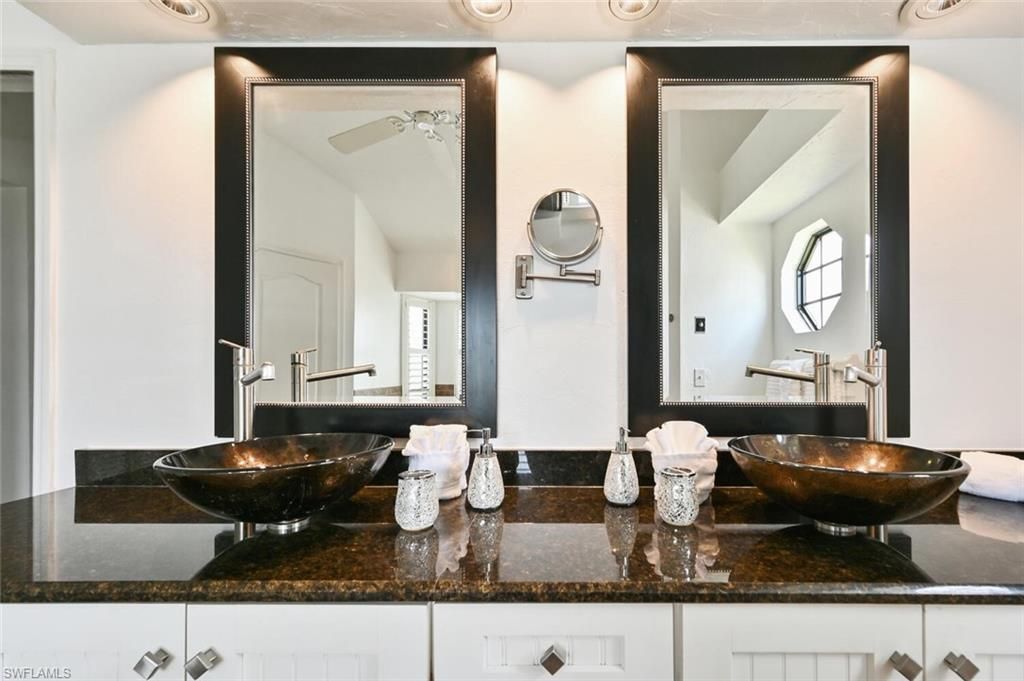 21511 Indian Bayou Dr , Fort Myers Beach, FL 33931 Photo
